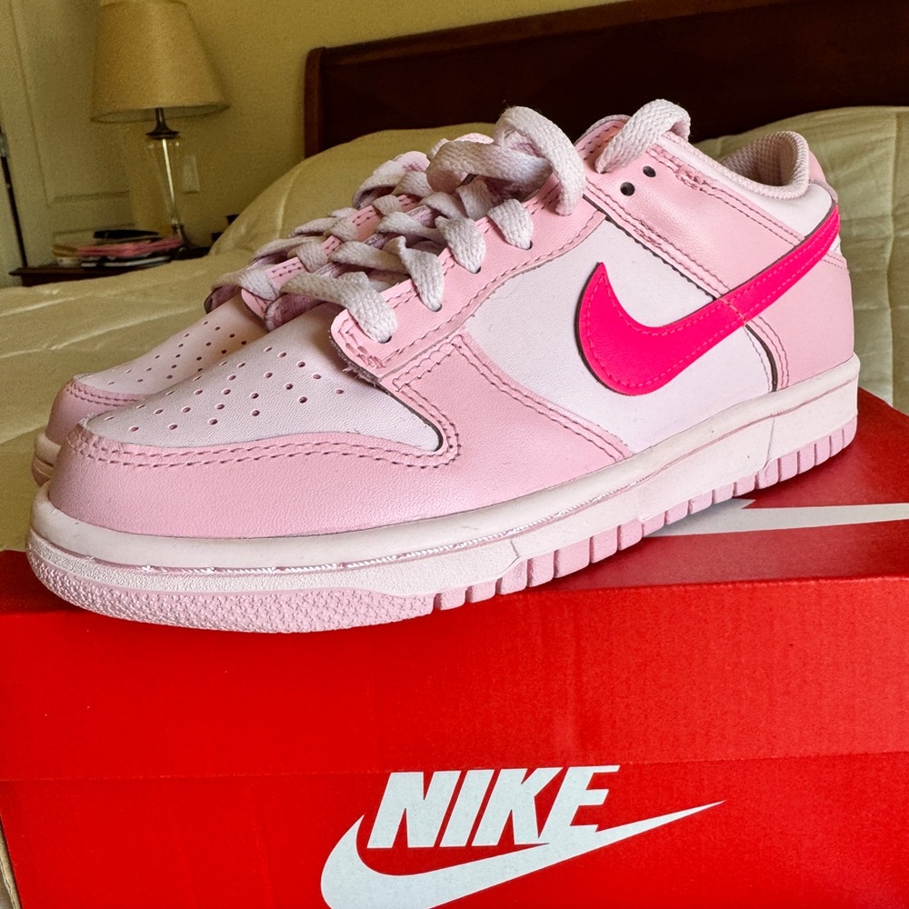 Nike Kids Pink Low-Top Sneakers with Hot Pink Swoosh